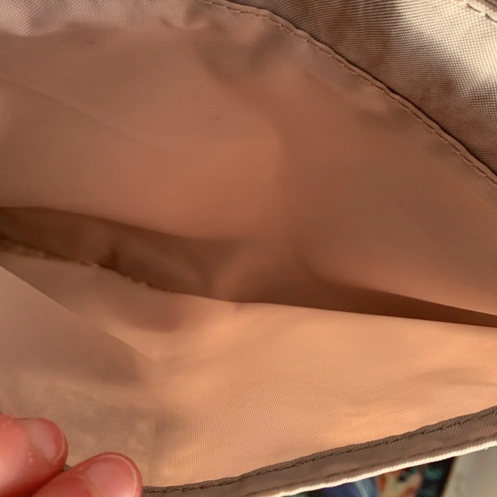 Gray Kipling Purse - Picture 4 of 16